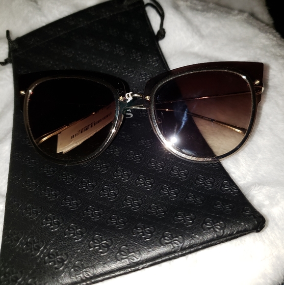 SOLD NWT Demi Lovato DIFF Sunglasses - Picture 6 of 7